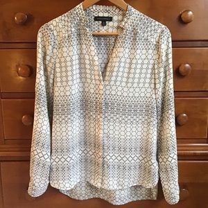 Banana Republic geometric print silky blouse